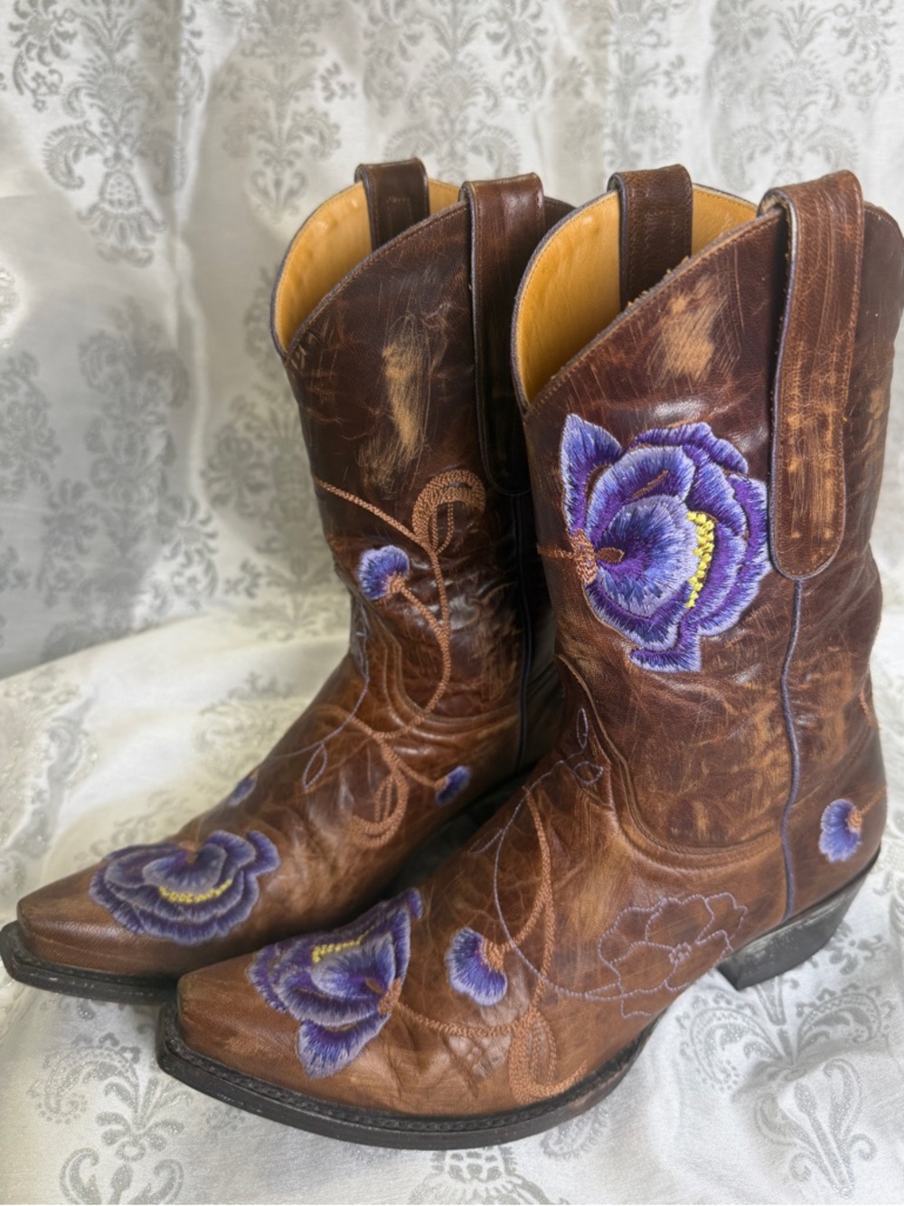 Old Gringo boots distressed brown leather vibrant purple embroidered flowers 8